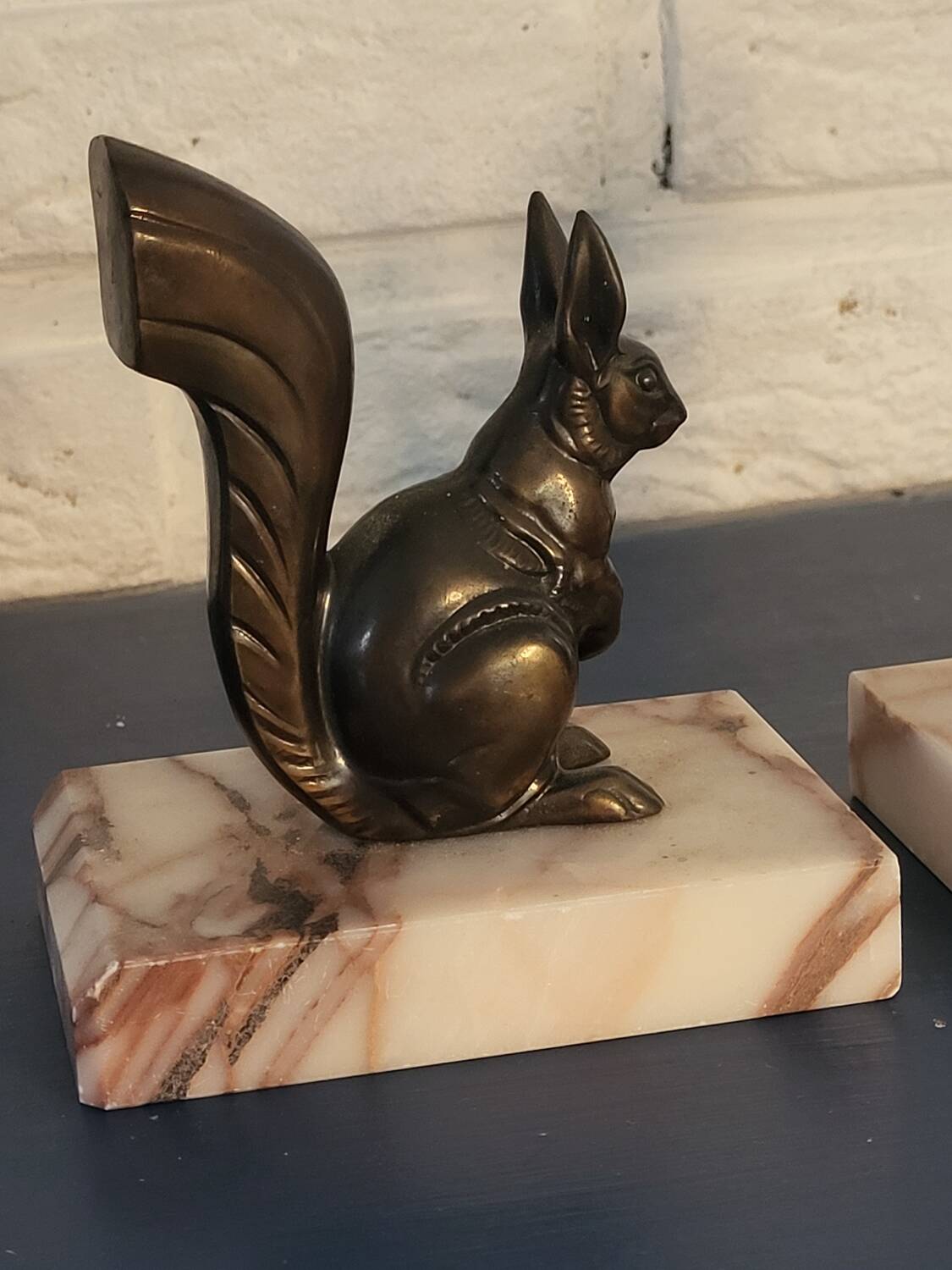 Squirrel bookend