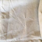 Old sheet in linen embroidered Monogram V M thread.