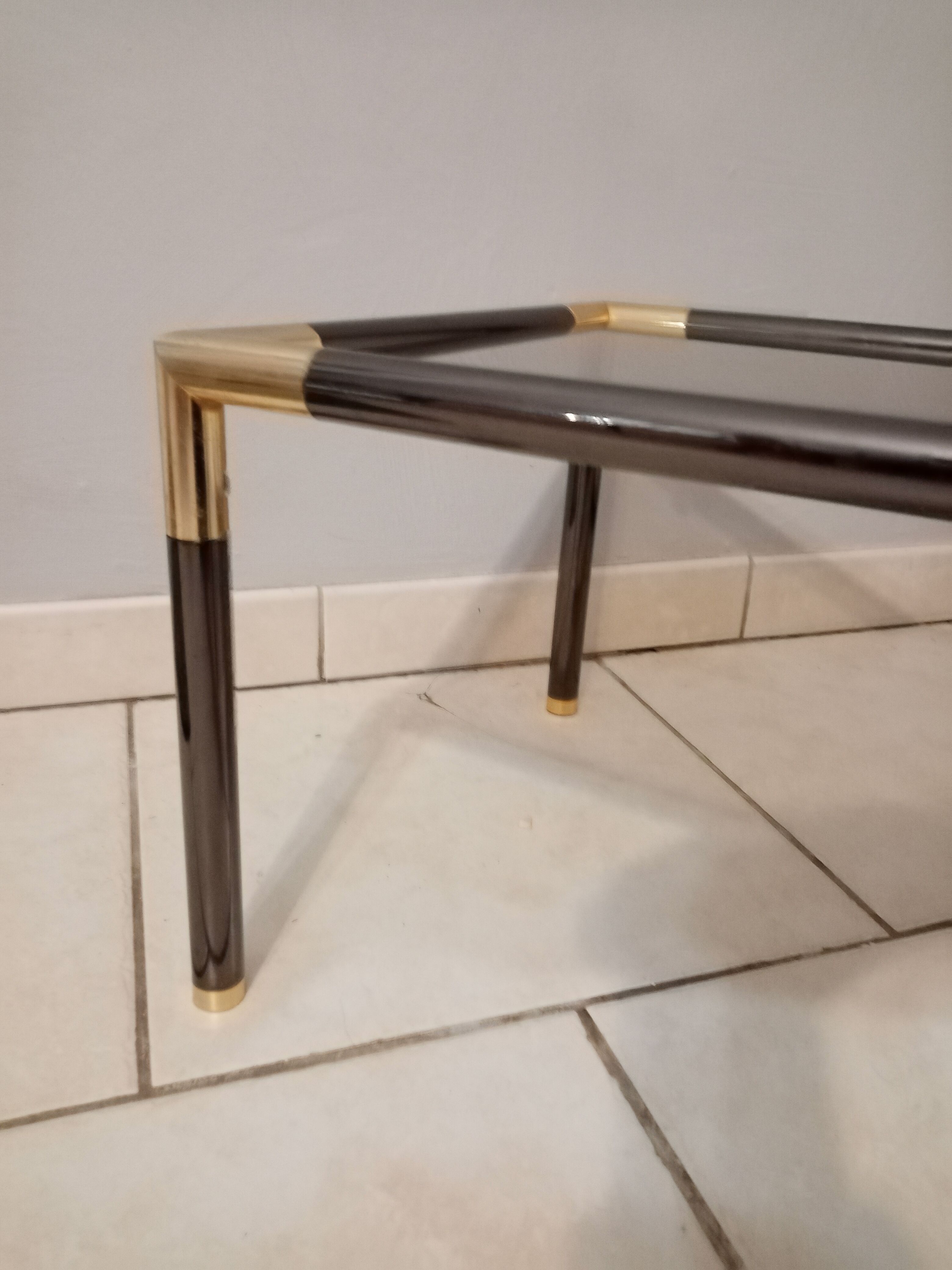 Vintage sofa end Italian design 70-80s side table