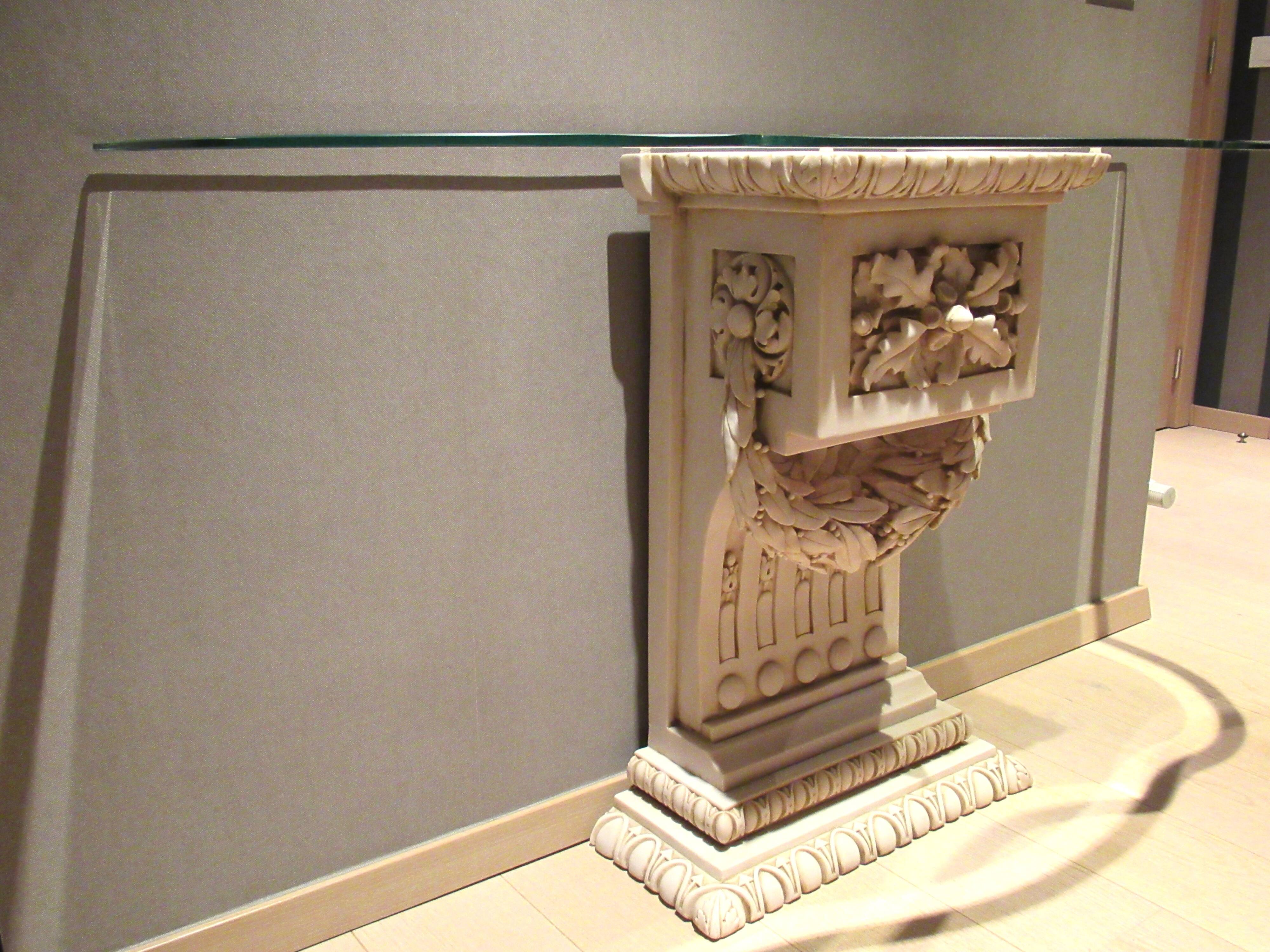 Imperio console with bespoke faceted glass