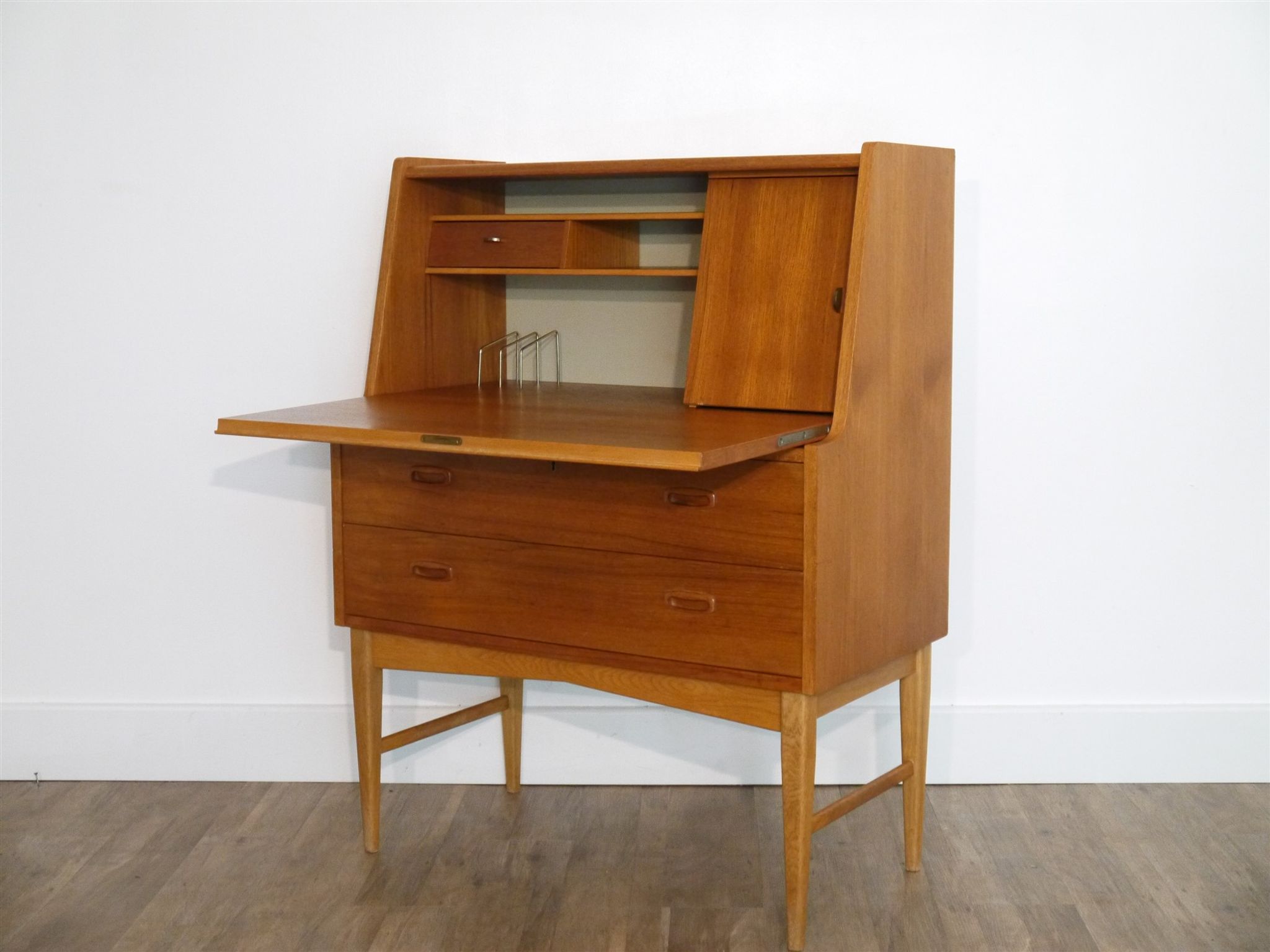 Scandinavian secretary in teak 1960
