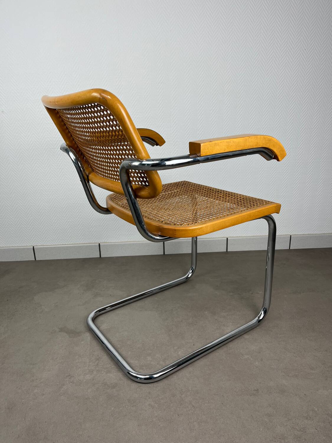 Chair B64 Marcel Breuer, Cesca B32