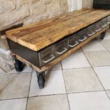 Industrial drawer unit