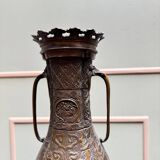 Paire de vases en bronze patiné de style archaïque Chine, XVIIIème siècle