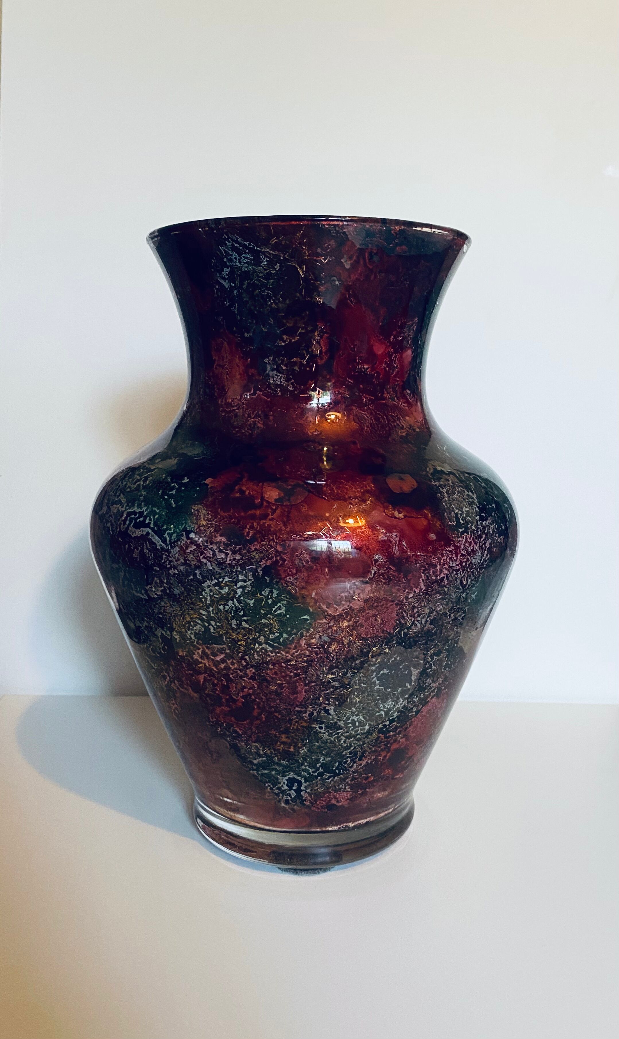 Gilded glass vase