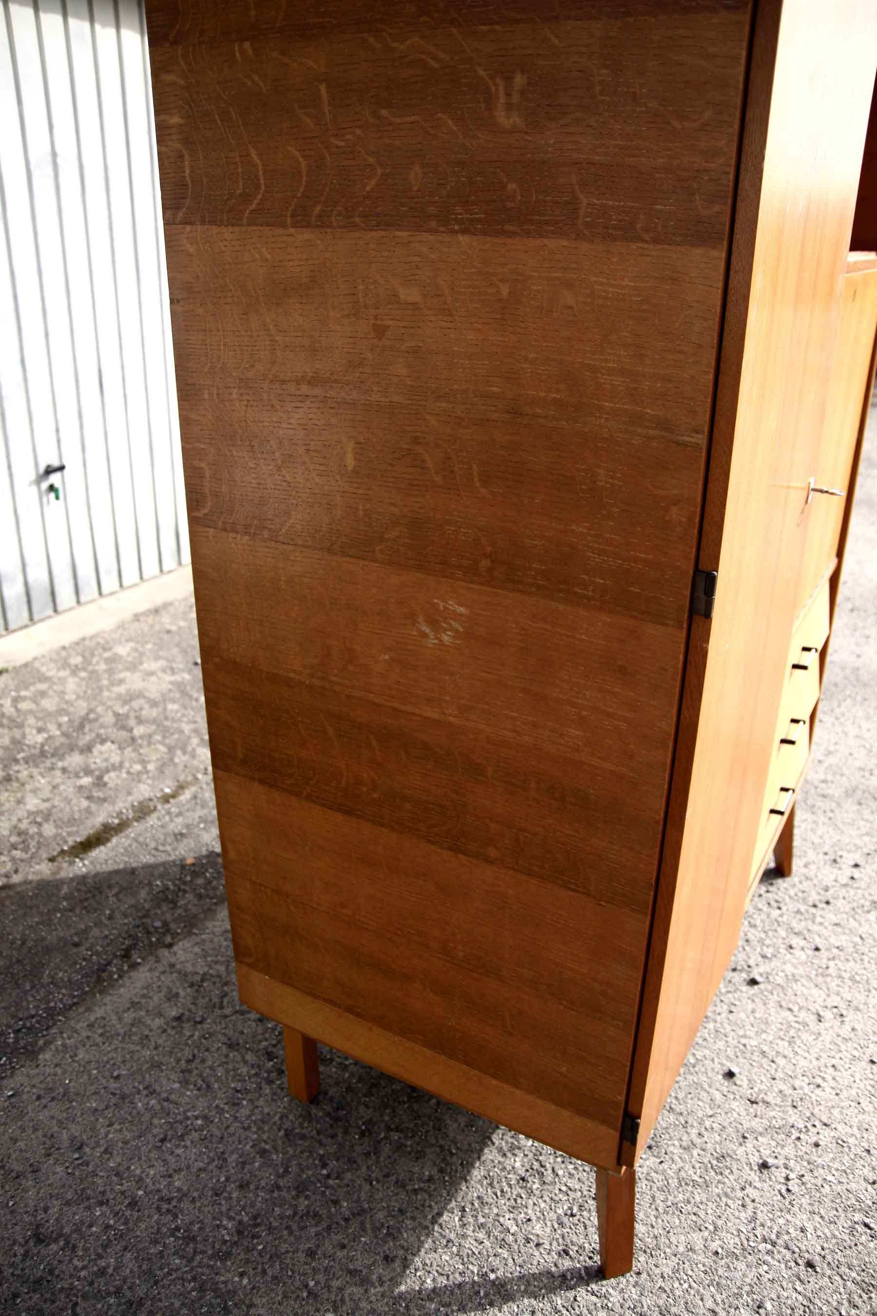 Vintage wardrobe compass feet