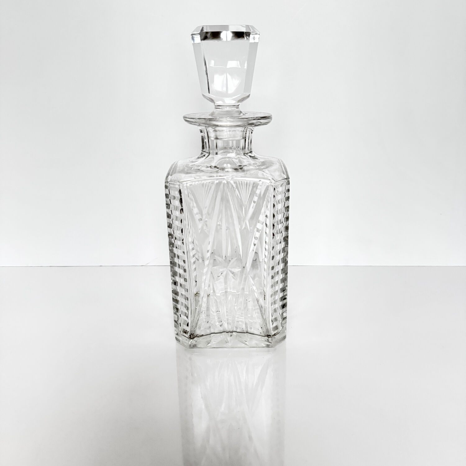 Crystal carafe from Sèvres
