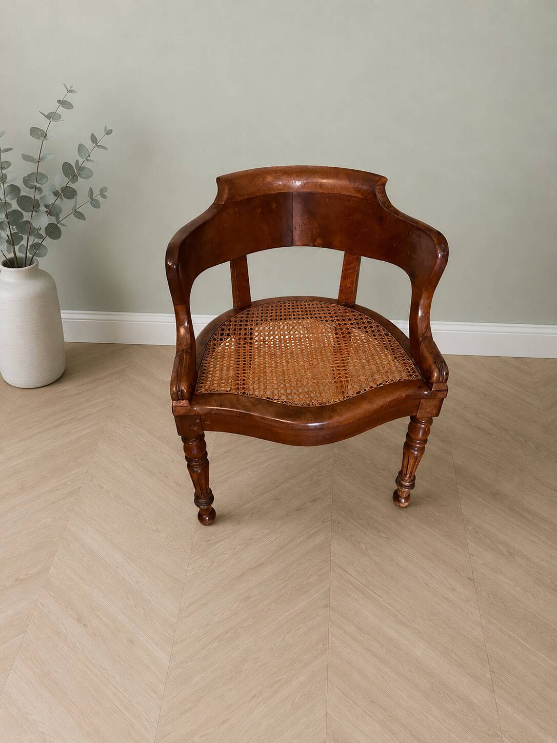 Fauteuil de bureau en bois canné 19e s
