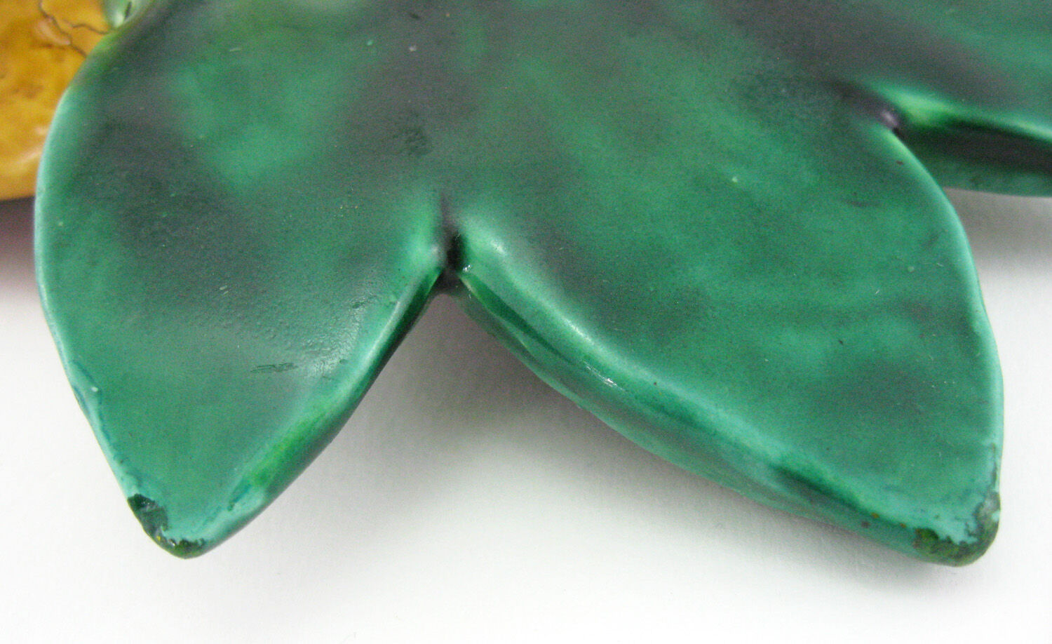 Yellow and green ceramic salad - pineapple-shaped barbotine - Vallauris France - vintage 60s