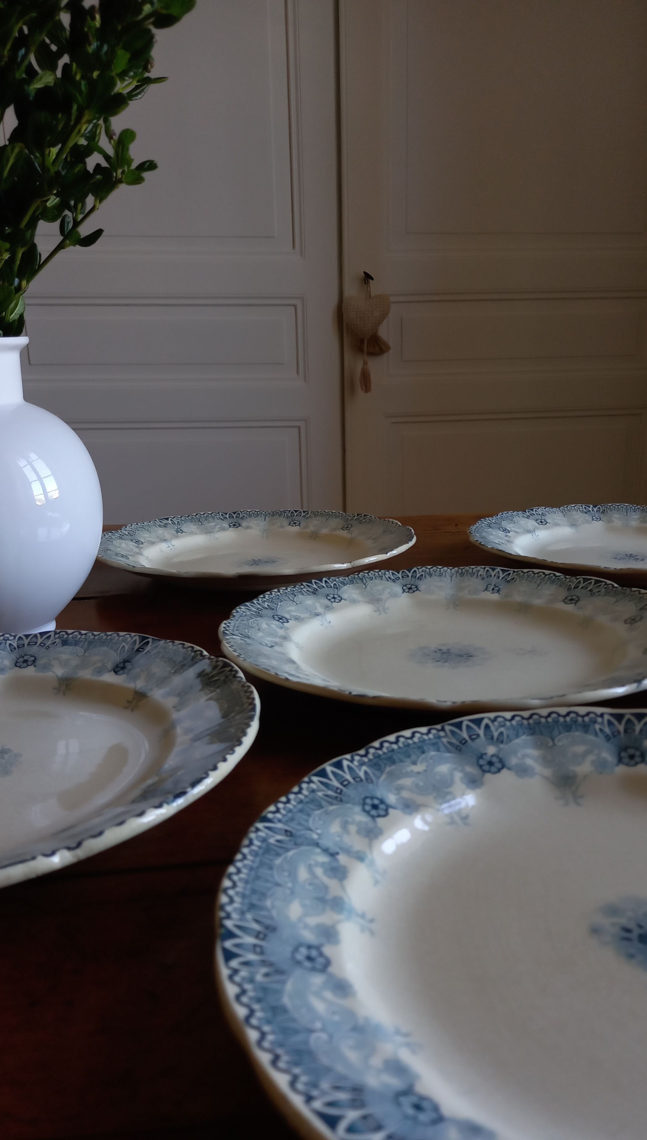 Set of 6 plates iron earth H Boulenger Choisy-le-Roi