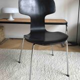 Chaise hammer Arne Jacobsen model 3103