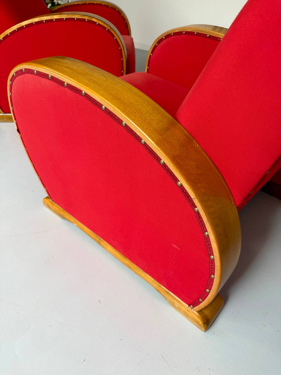 2 anciens fauteuils club art déco années 30 structure bois courbé