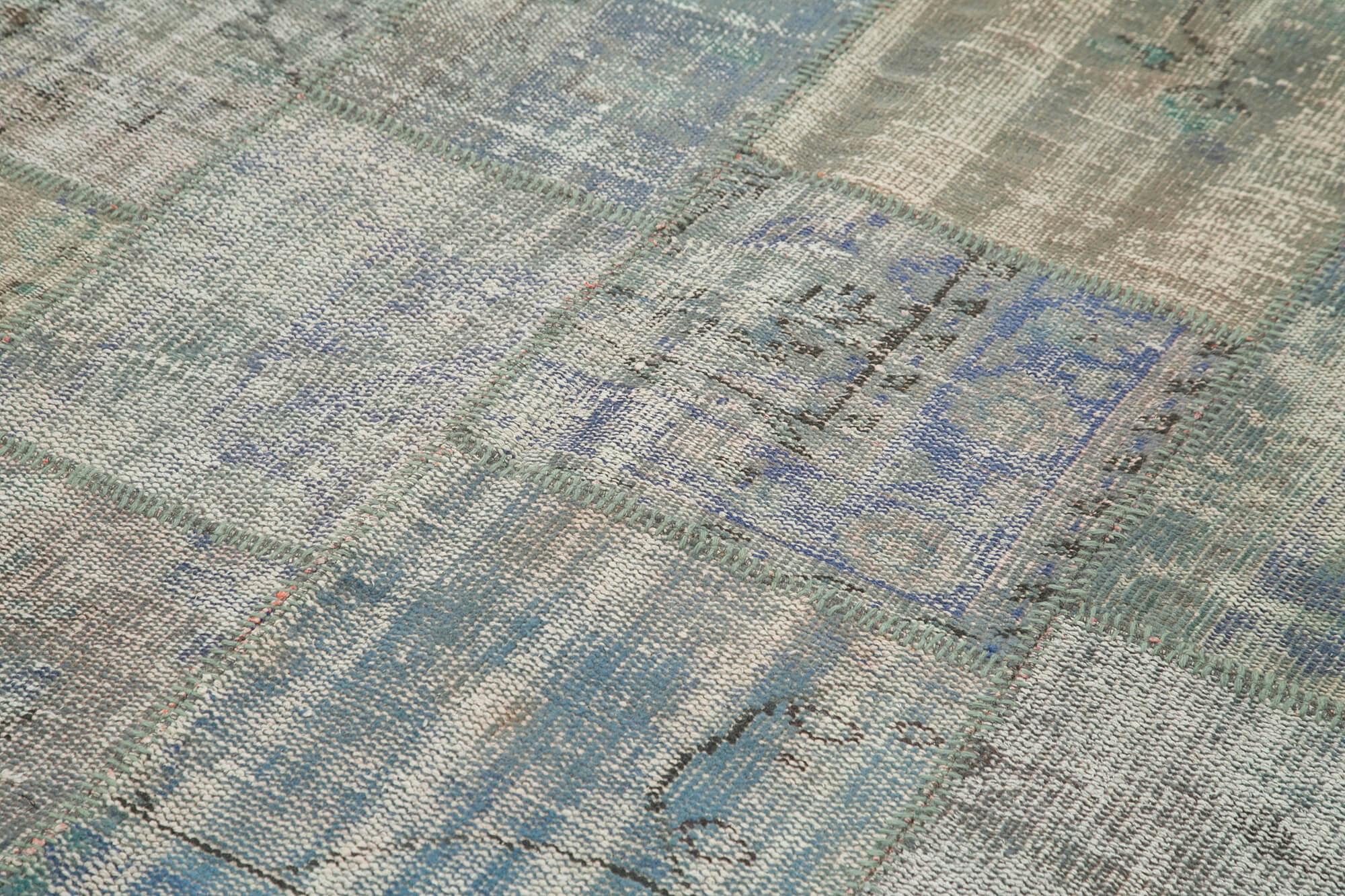 Handwoven Anatolian Contemporary 173 cm x 247 cm Grey Patchwork Carpet