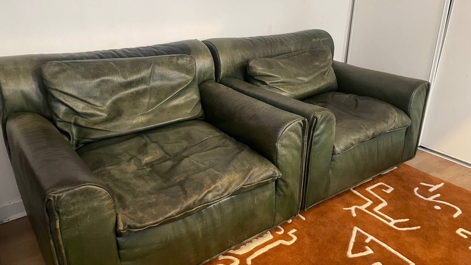 Chaises Knoll en cuir vert
