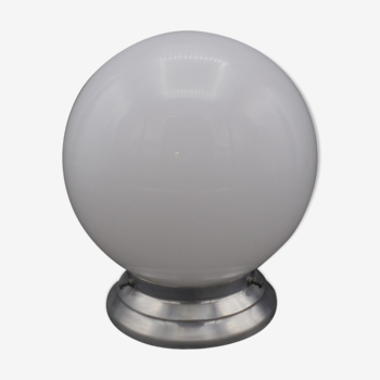 Plafonnier globe en opaline