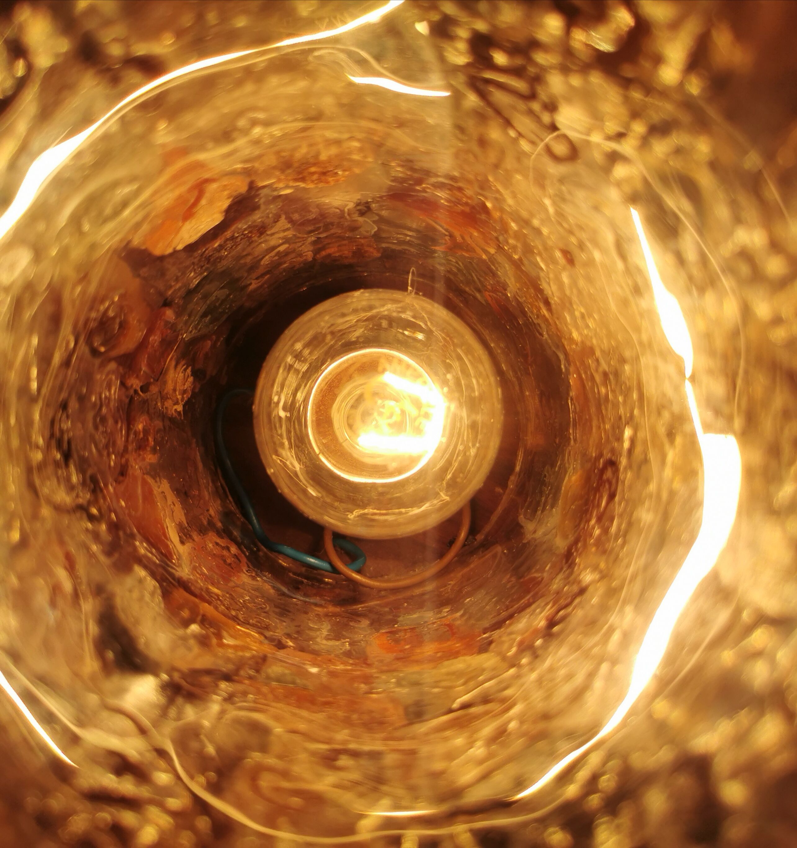 Table lamp gilded wood and stones