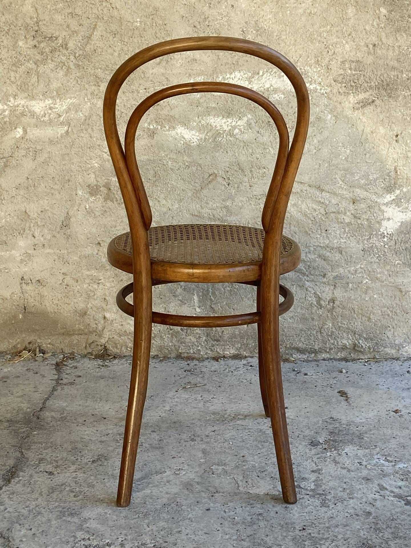 Set of Thonet chairs with caning
