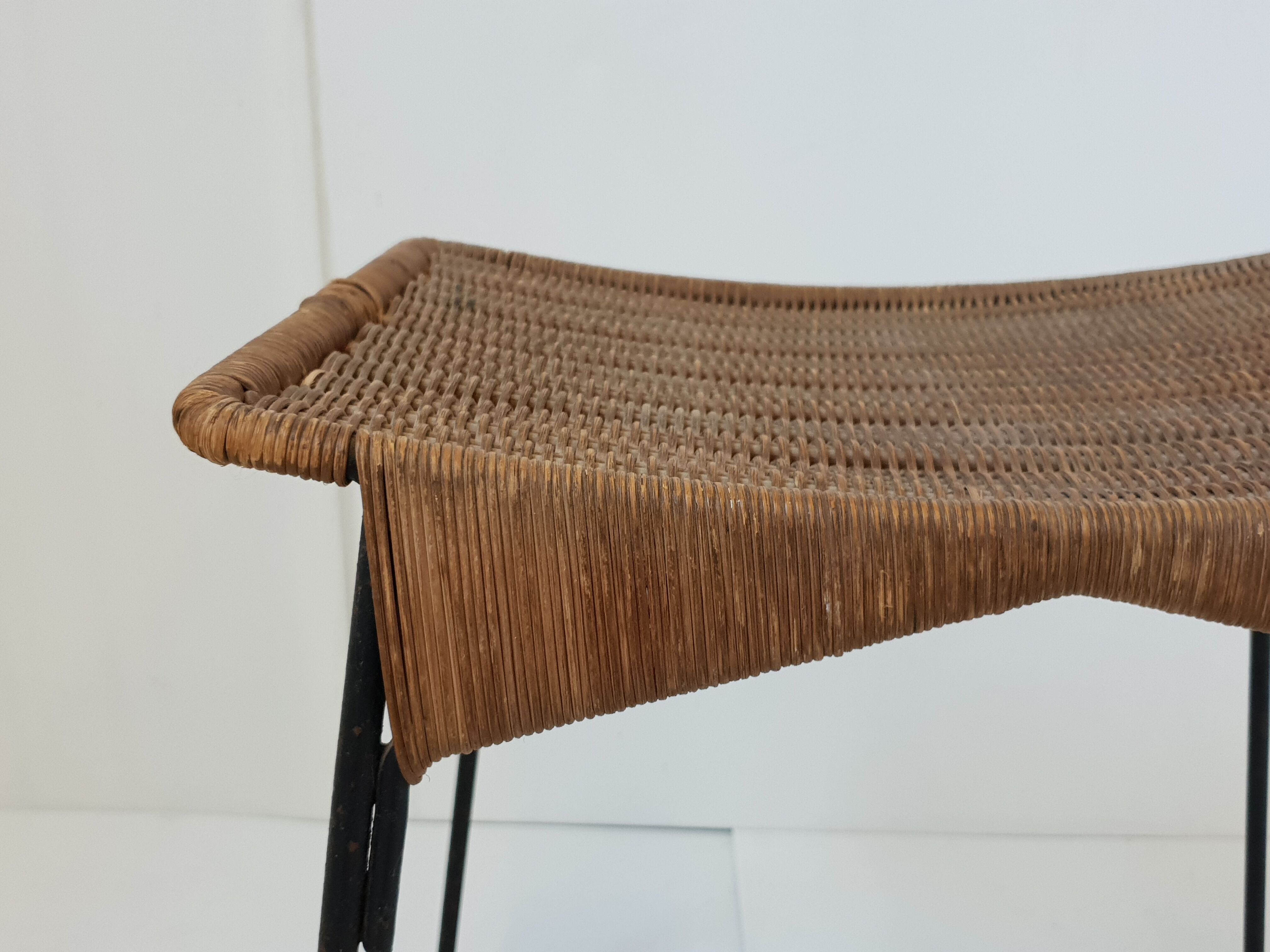 Raoul Guys stool for Airborne 1950