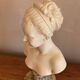 Buste femme en albâtre