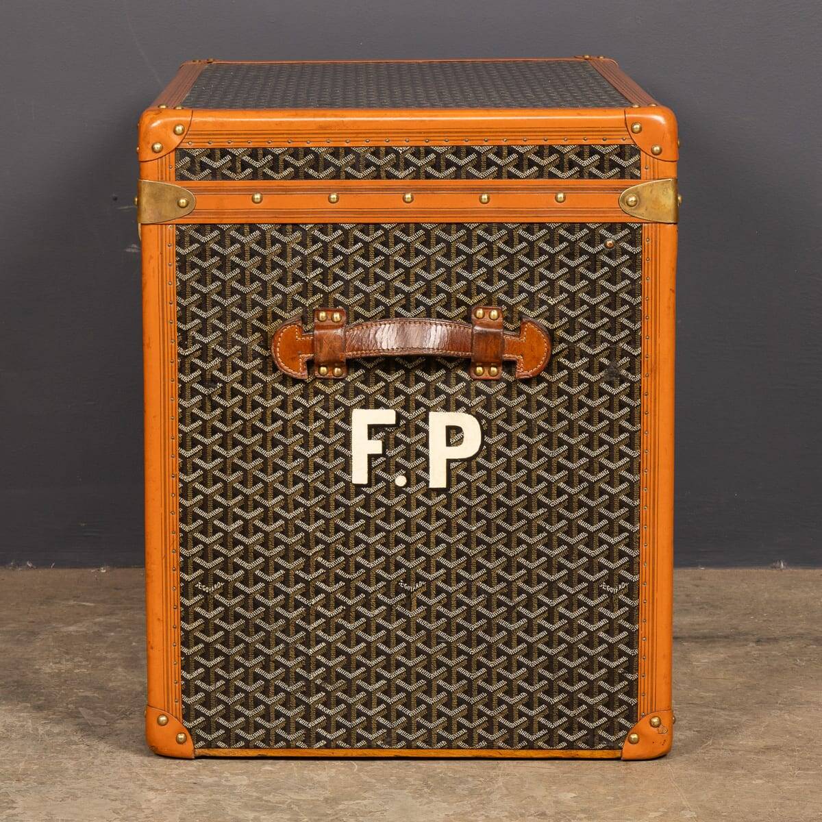 Antique 20thC French Hat Trunk In Chevron Canvas By Goyard, Paris c.1920