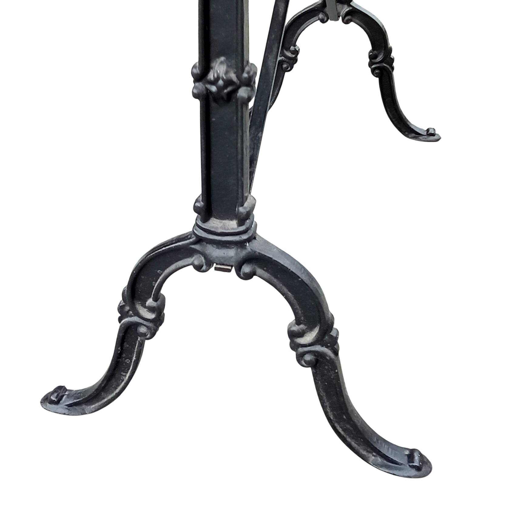 Table de cuisine bistrot vintage