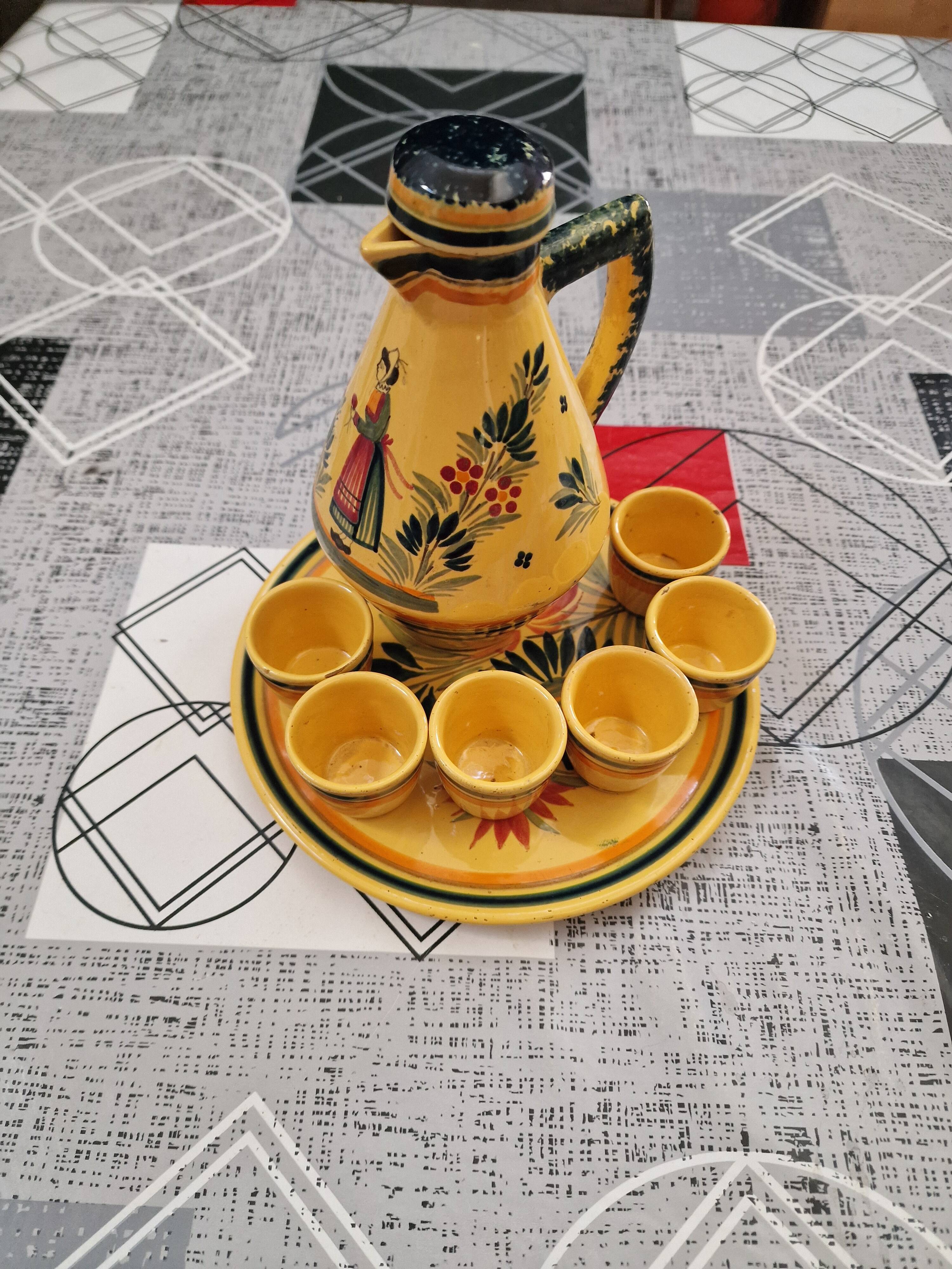 Henriot Quimper liqueur service