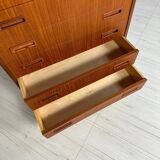1960s Vintage Minimalistic Mid-Century Danish Teak Dresser