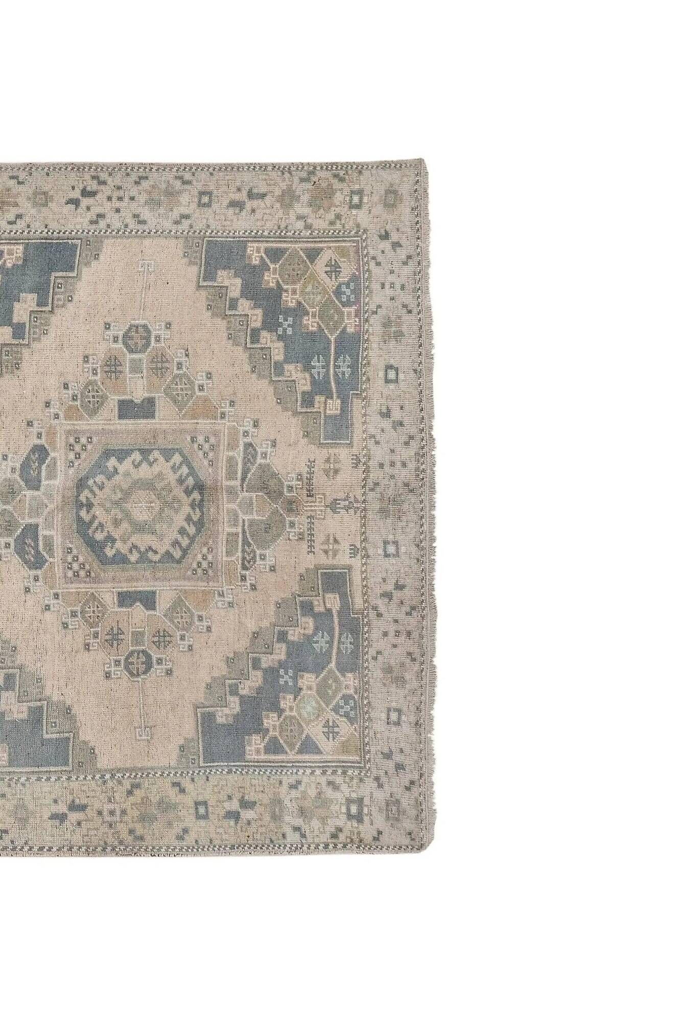 Vintage Turkish hallway rug 141x263 cm
