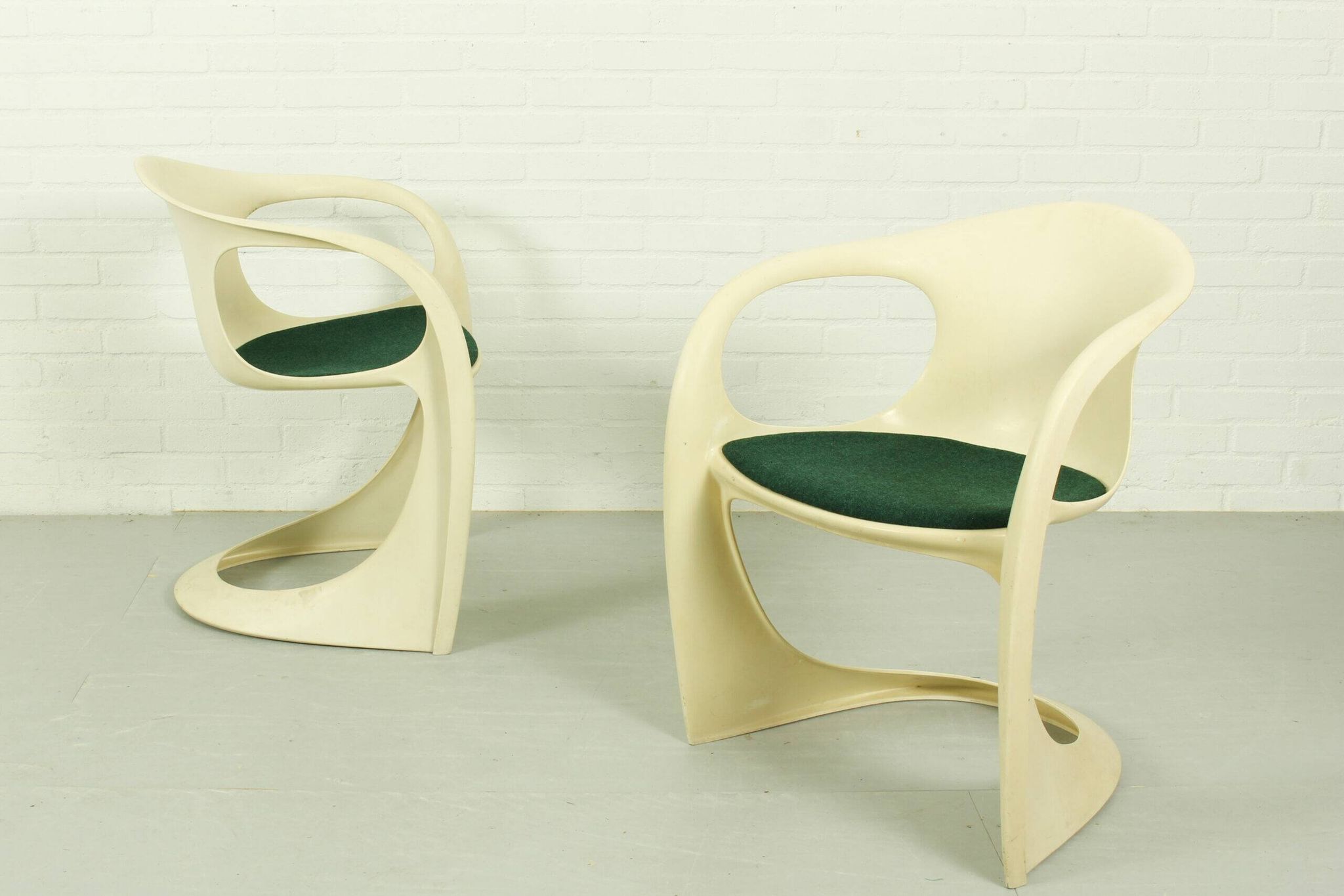 Pair of Casalino armchairs by Alexander Begge for Casala – Space Age design (1970s)
