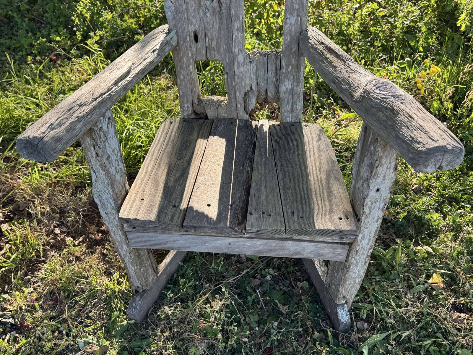 Paire de fauteuils en bois flotté