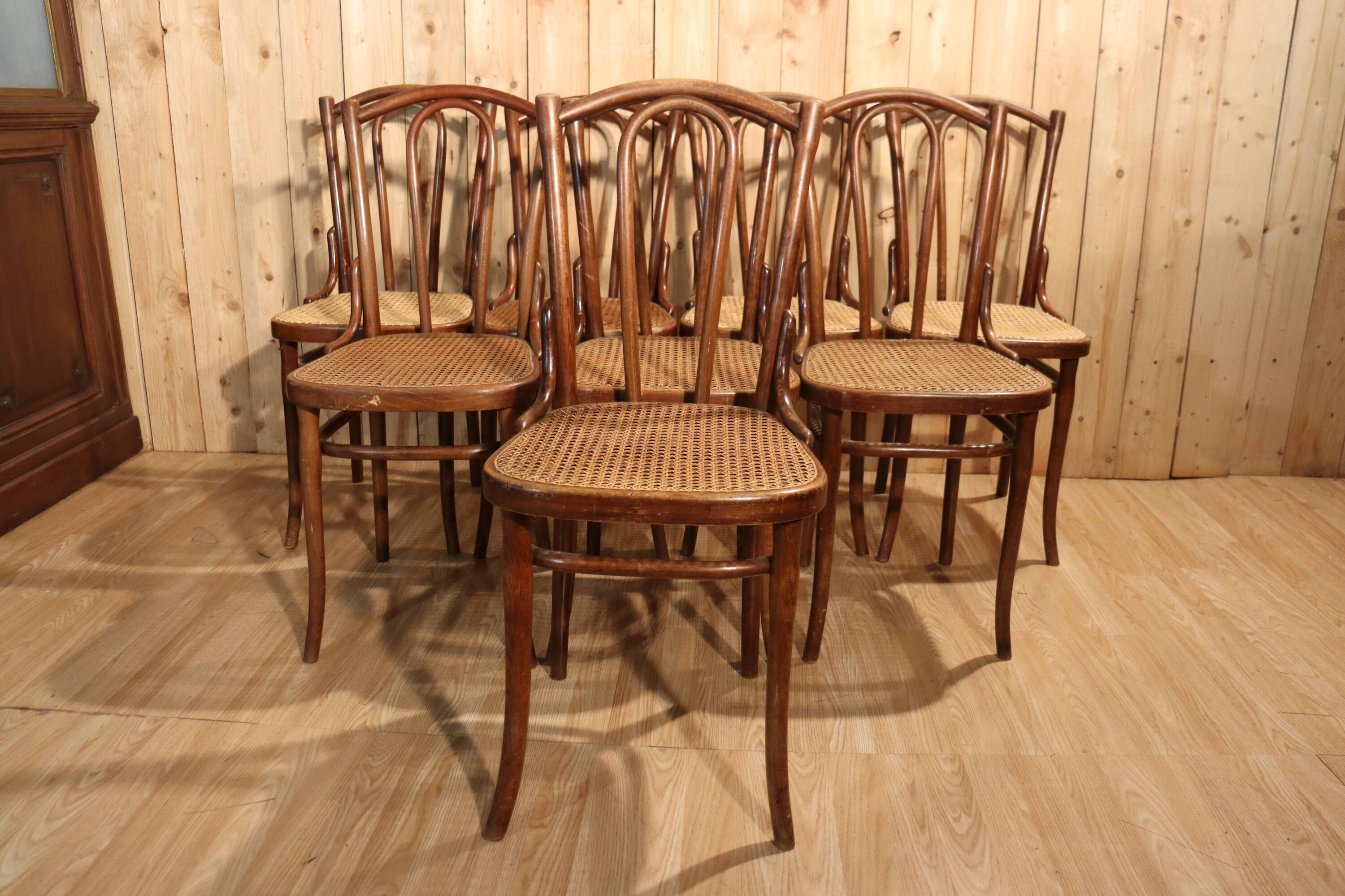 Thonet Series x8 bistro chairs no. 56
