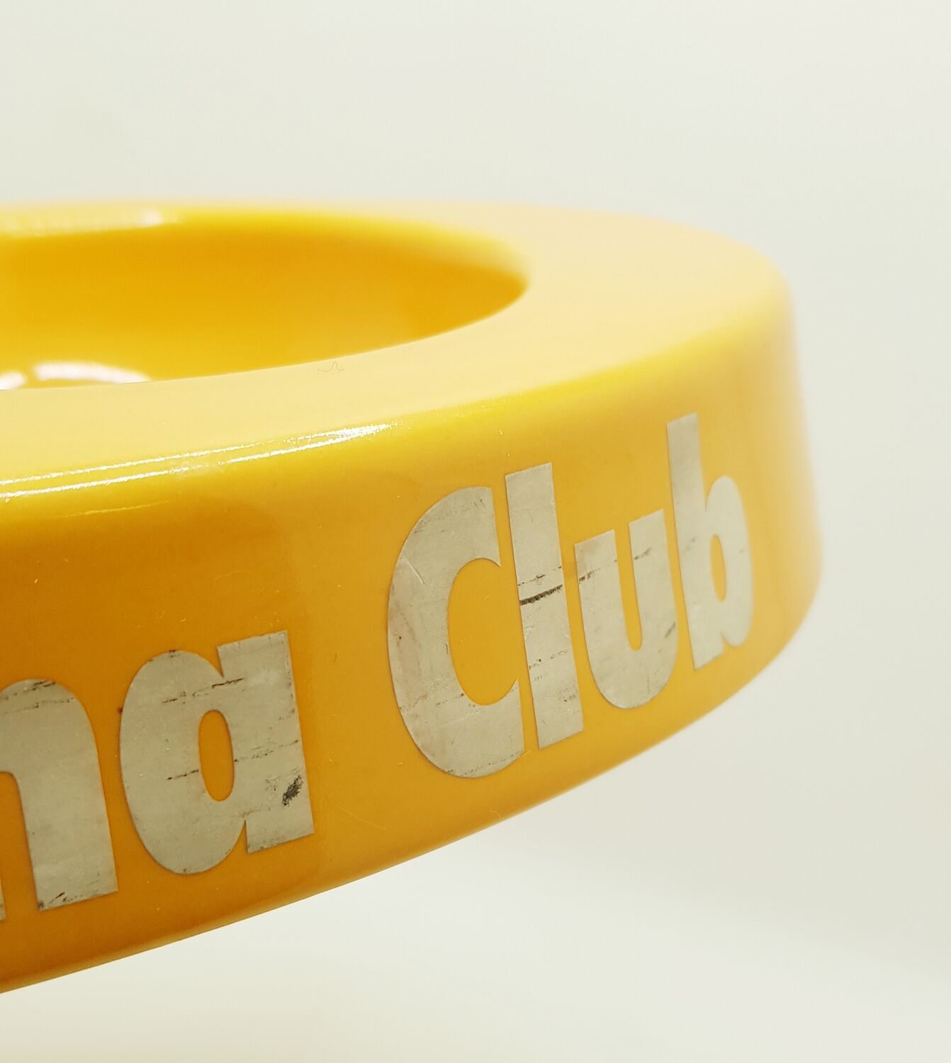 Ceramic cigar ashtray