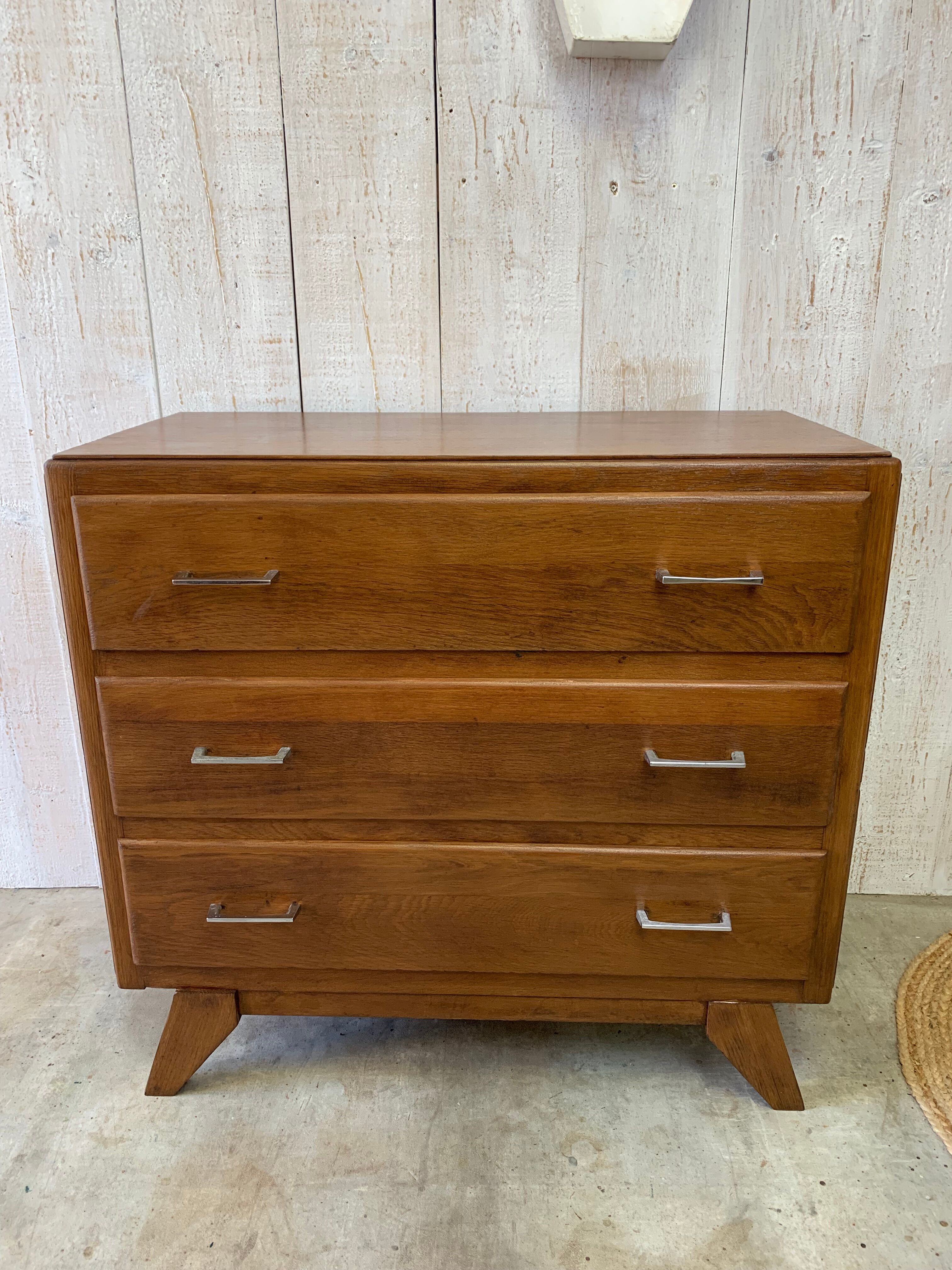 Compass foot dresser