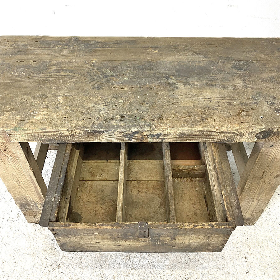 Established old solid oak brut