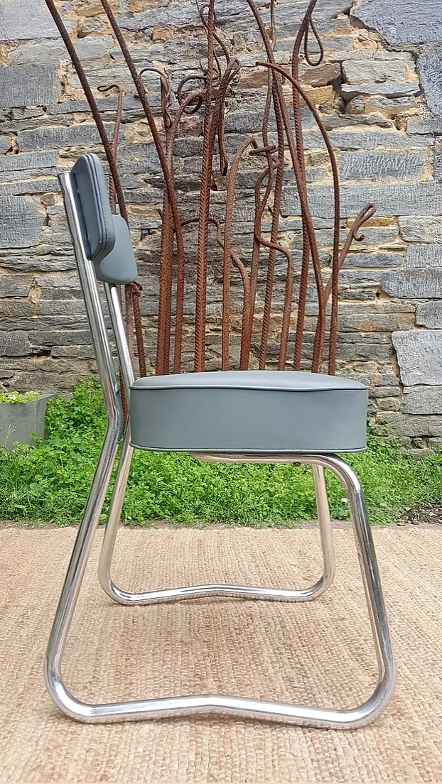 Industrial workshop chair in skai