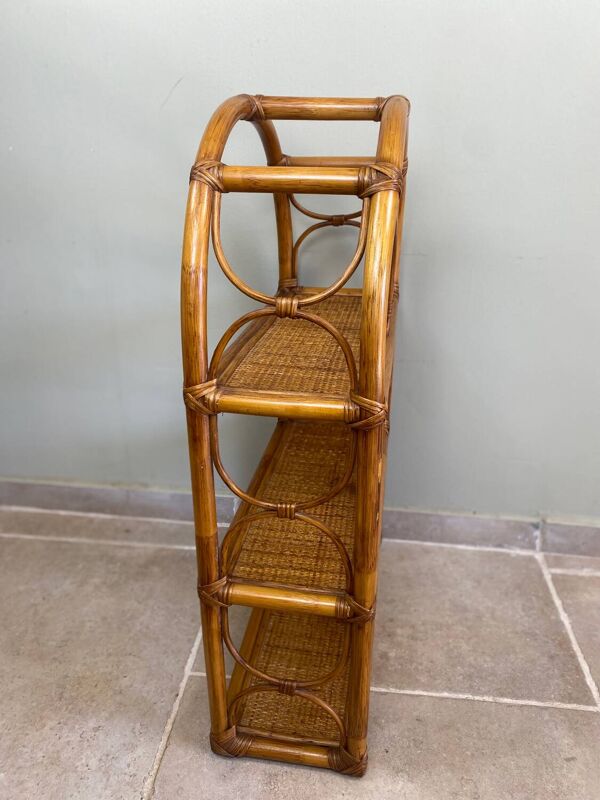 Étagère en rotin vintage