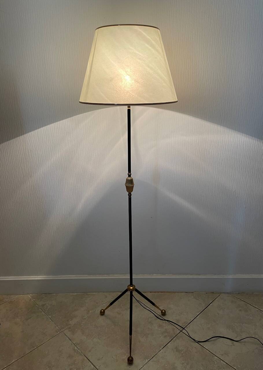 Vintage floor lamp, brass decorations, tripod legs circa 1960's