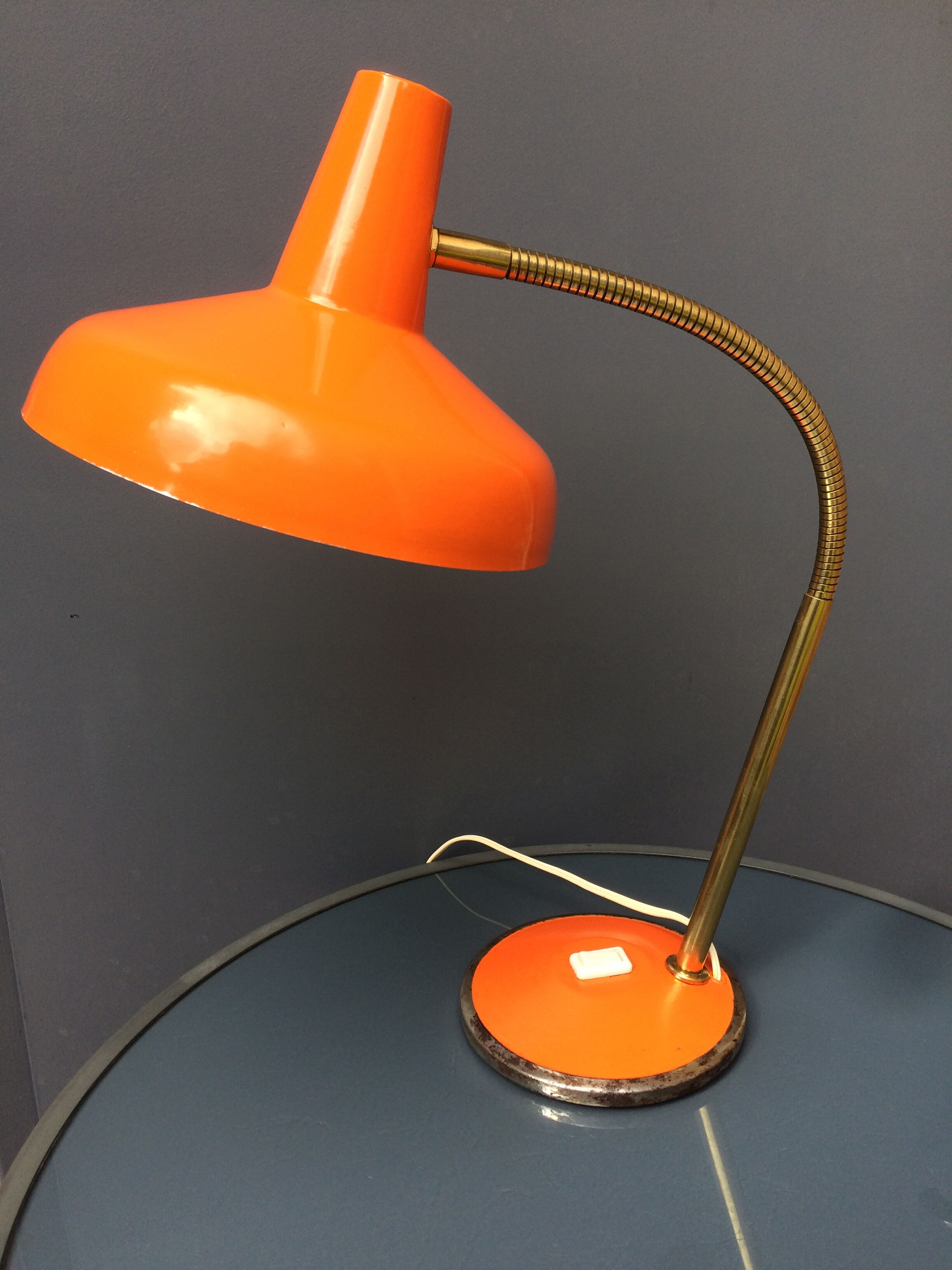 Vintage orientable office lamp