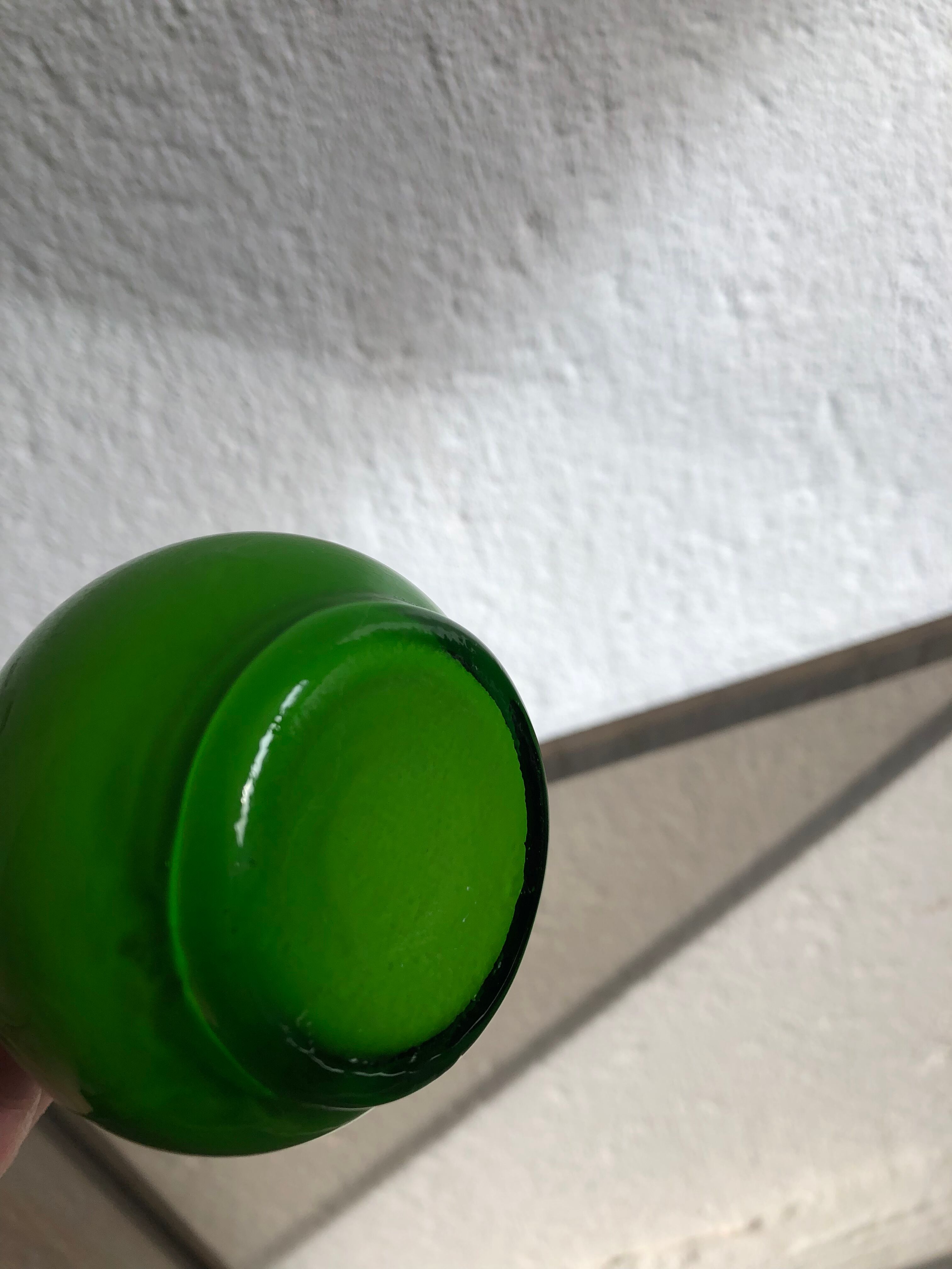 Vase opaline vintage vert