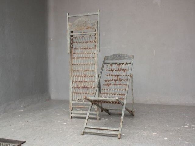 Chairs long time 1900 outside metal