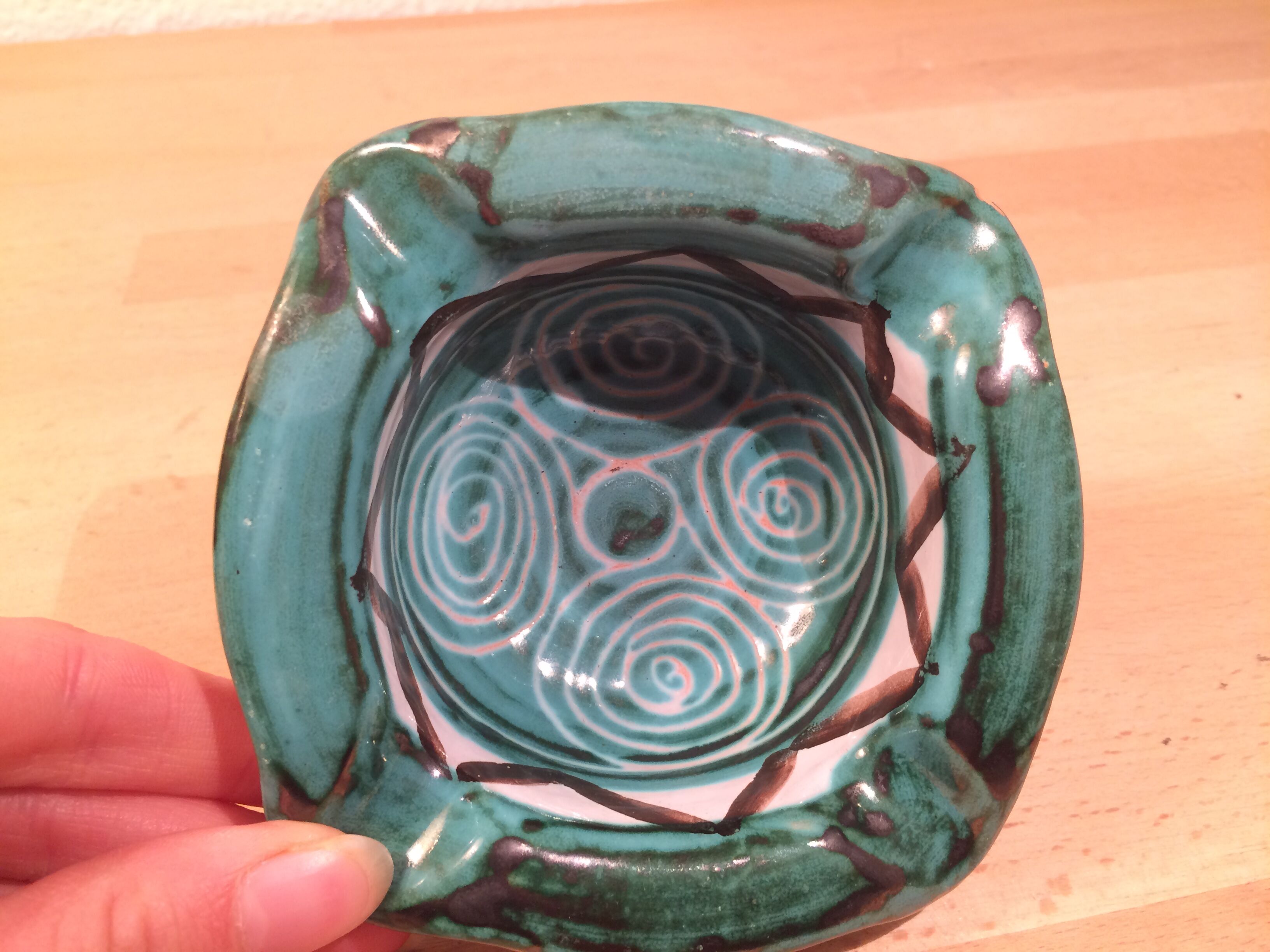 Ceramic ashtray by Robert Picault in Vallauris