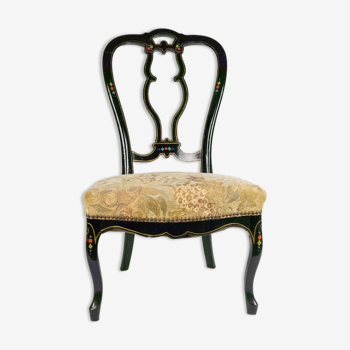 Chaise Napoléon 3 laqué noir et or avec motifs floraux France 3e quart du 20e siècle
