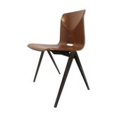Stackable school Chair S22 de Pagholz Galvanitas