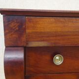 Commode ancienne en noyer massif