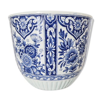 Earthenware pot petrus regout maastricht model delfts