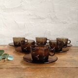Six tasses à café en verre fumé
