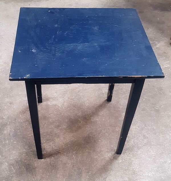 Ancienne table d’appoint des années 60