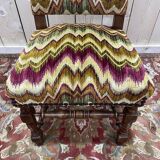 4 chaises de style Louis XIII en bois tournés et velours