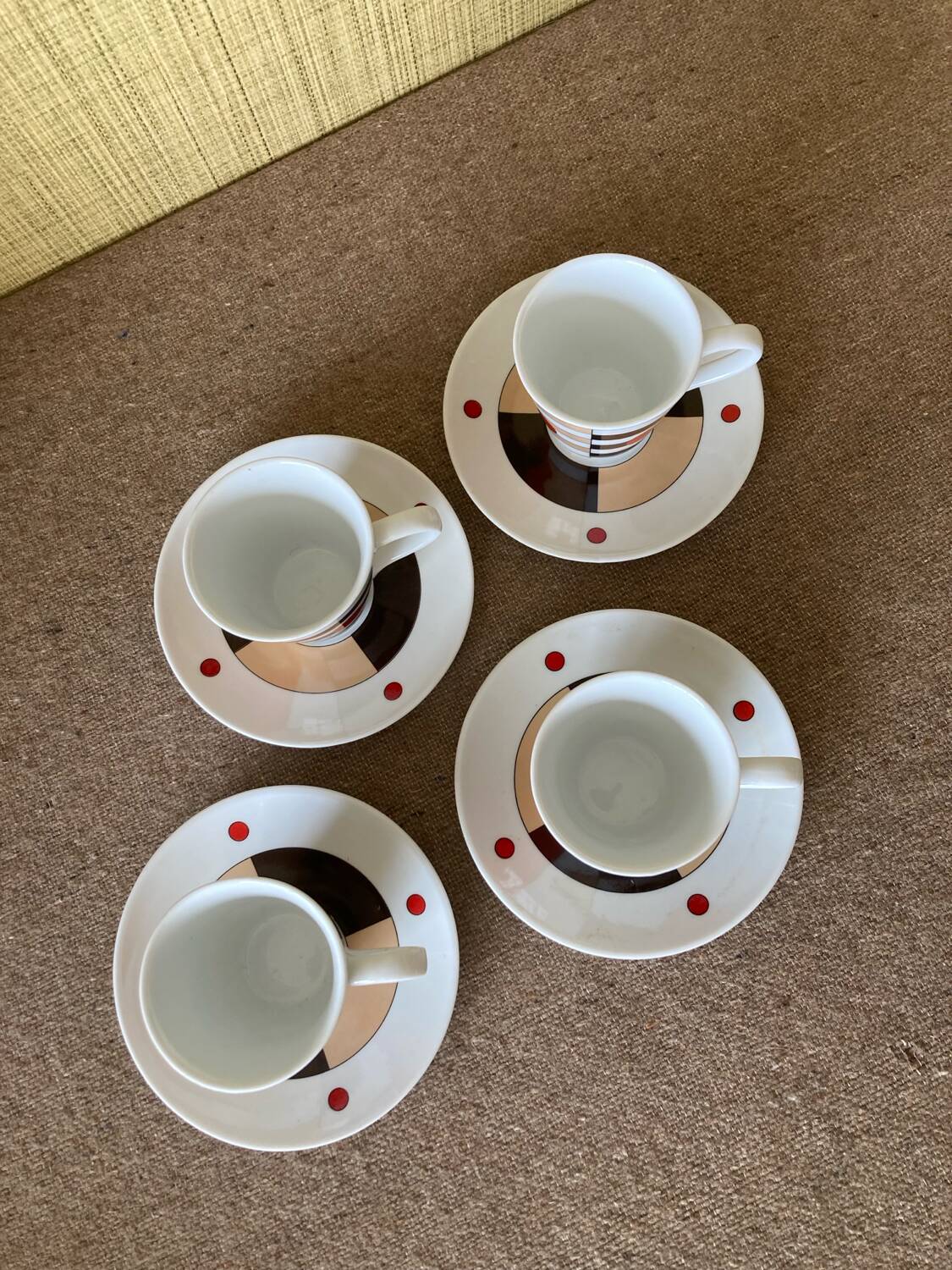 4 cups and saucers, San Marco coffee, Linda Pozzoli decor