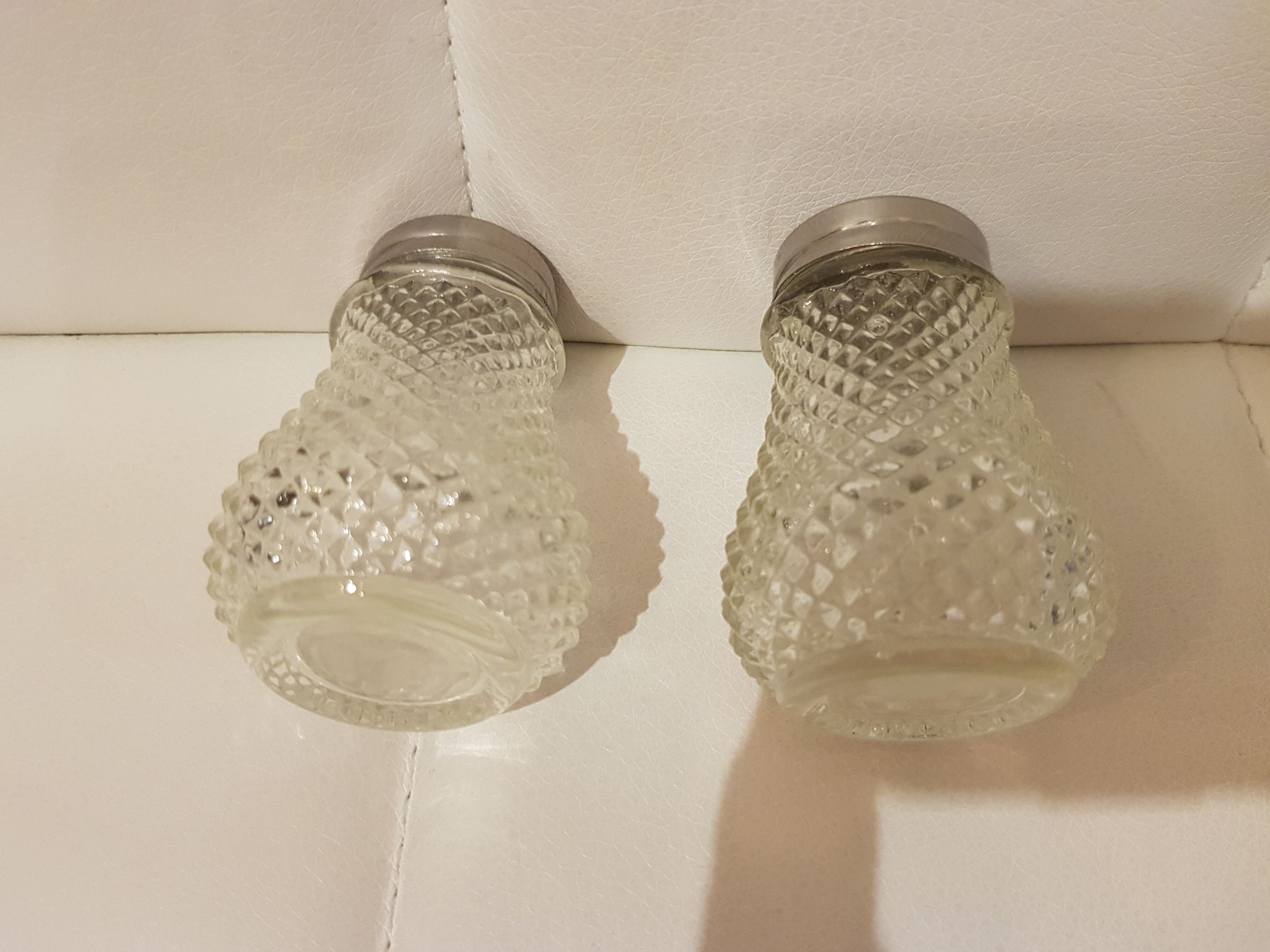 Vintage pepper salt shaker set